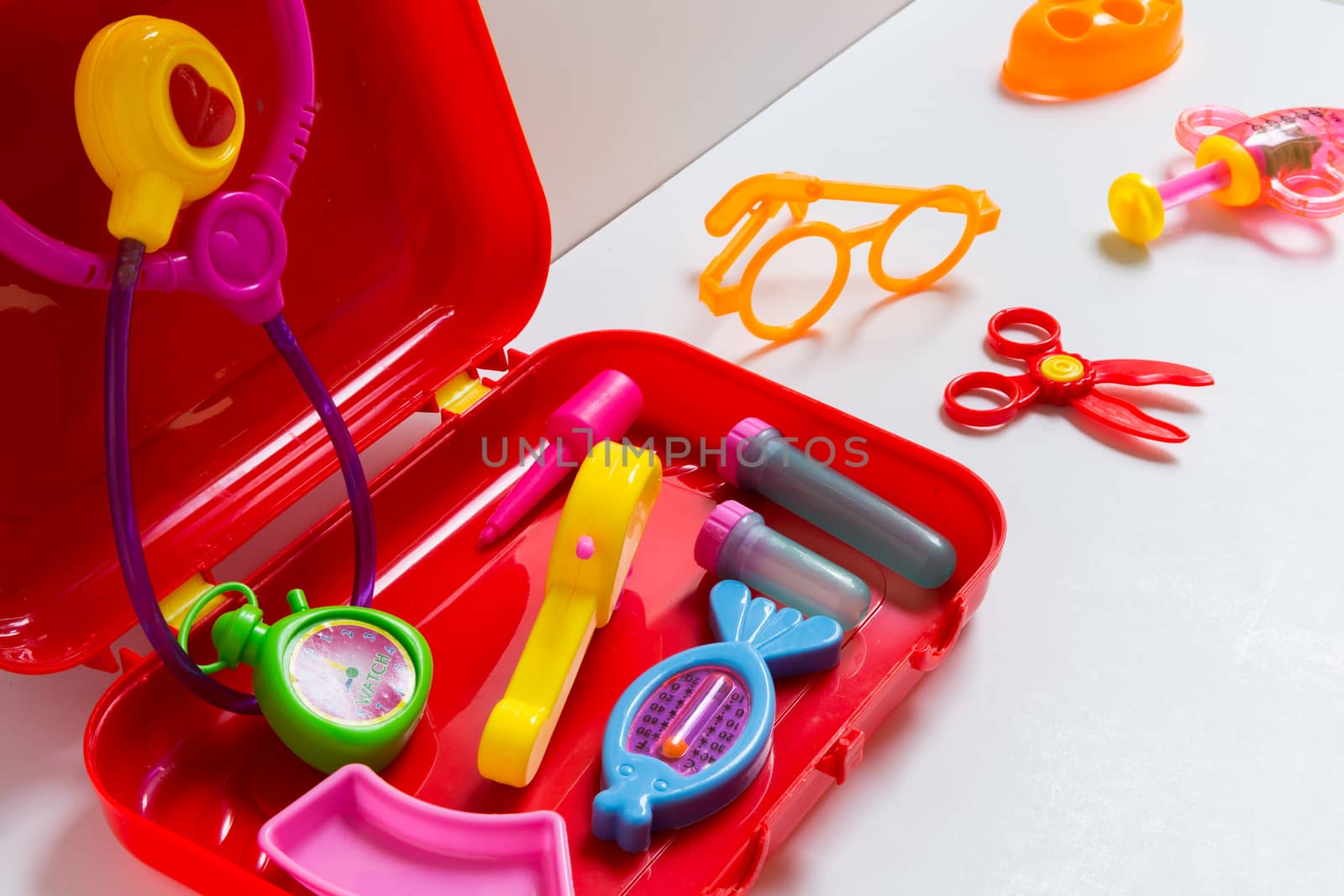 Colorful and vivid medical equipment toy for children.