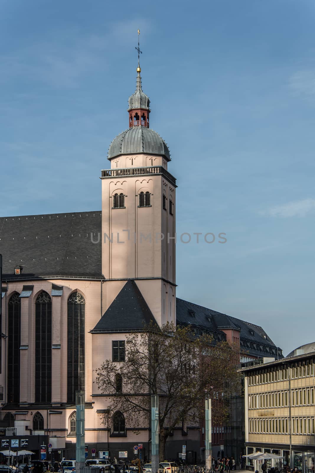 katholische Pfarrkiche am Kölner Dom