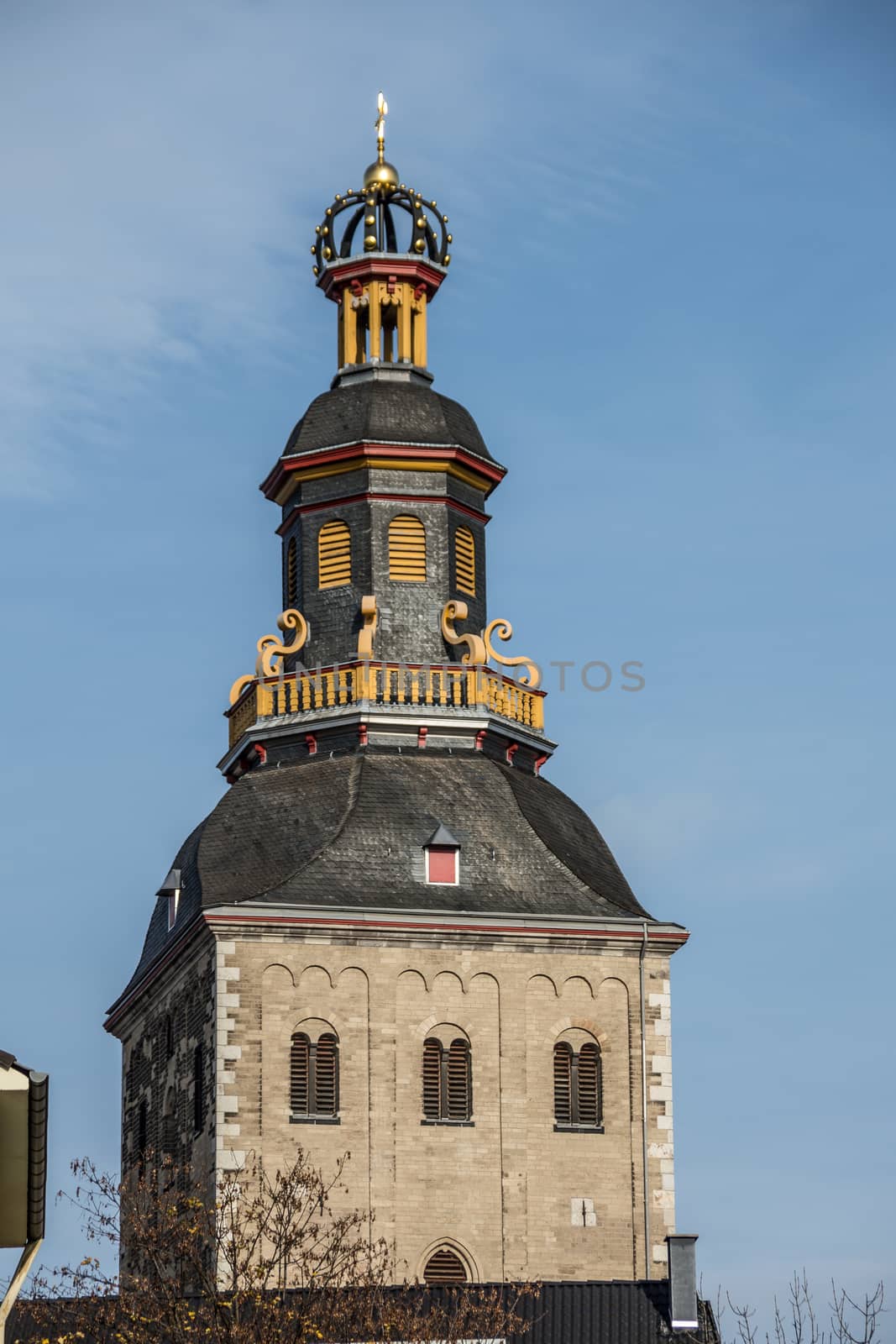 Gallery basilica in Cologne's old town