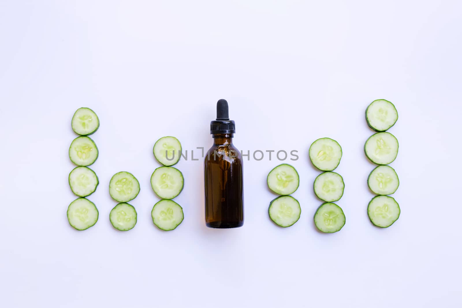 Essential oil with cucumber slices