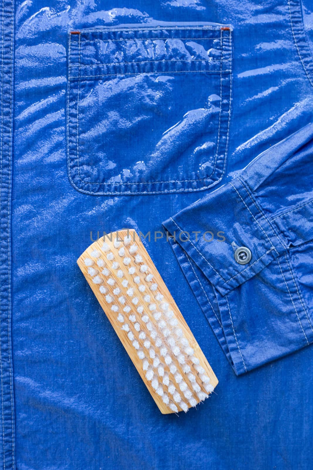 Wet Jeans shirt, Soak and wash. by Bowonpat