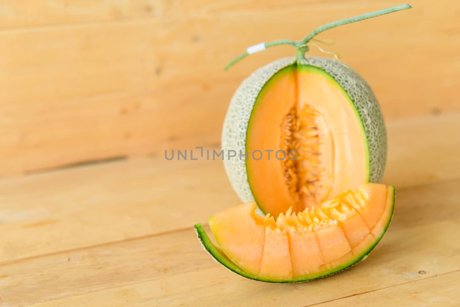 Fresh Orange melon by rukawajung
