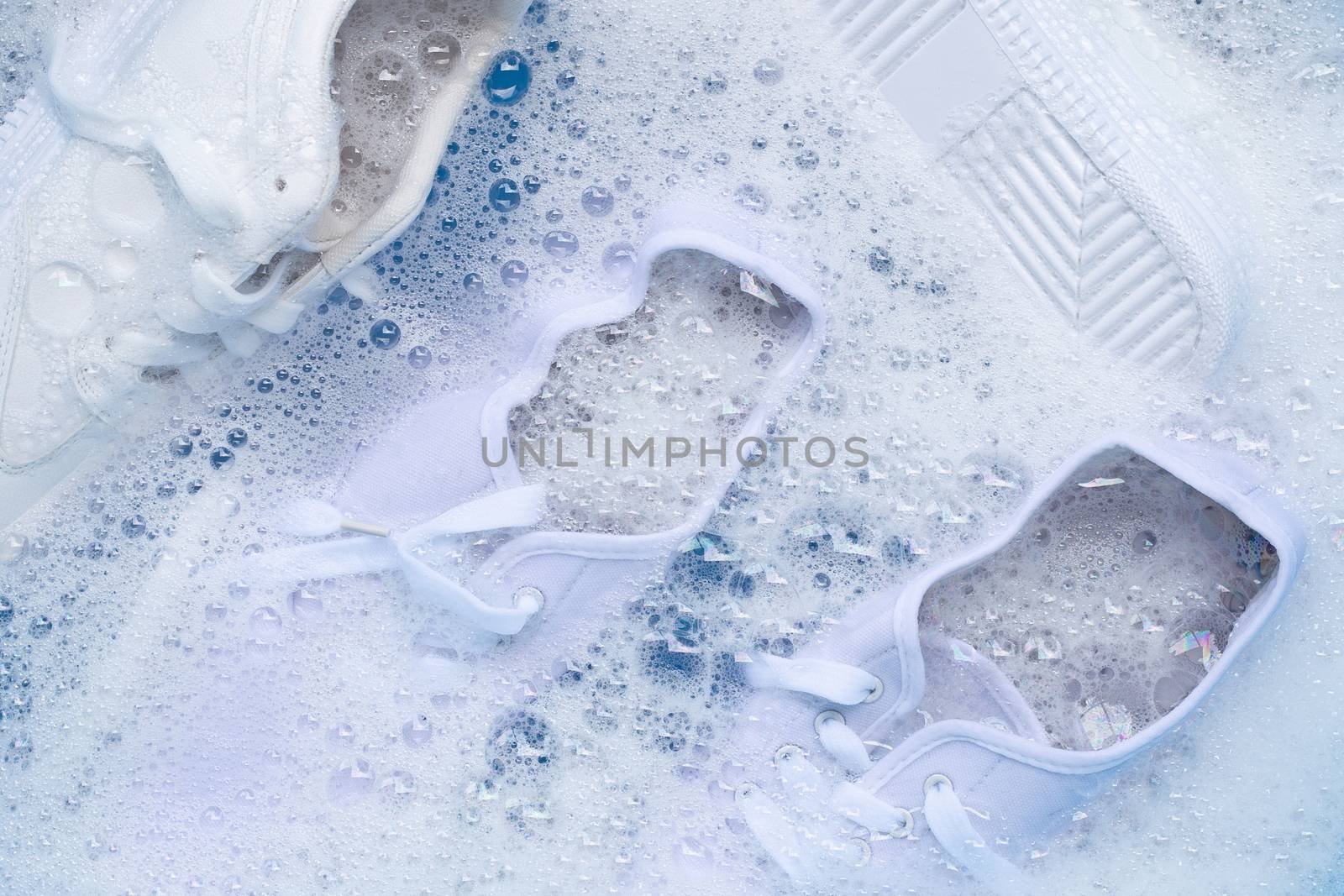 Soak shoes before washing. Cleaning Dirty sneakers.
