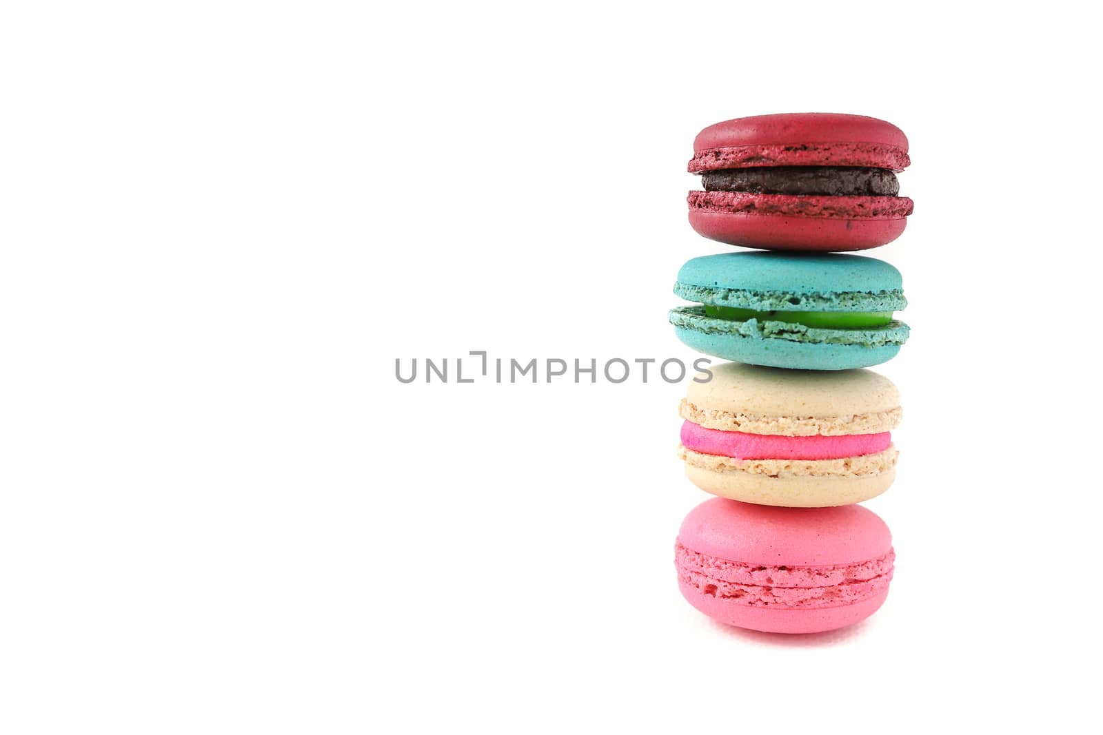 colorful macaroons by Nawoot