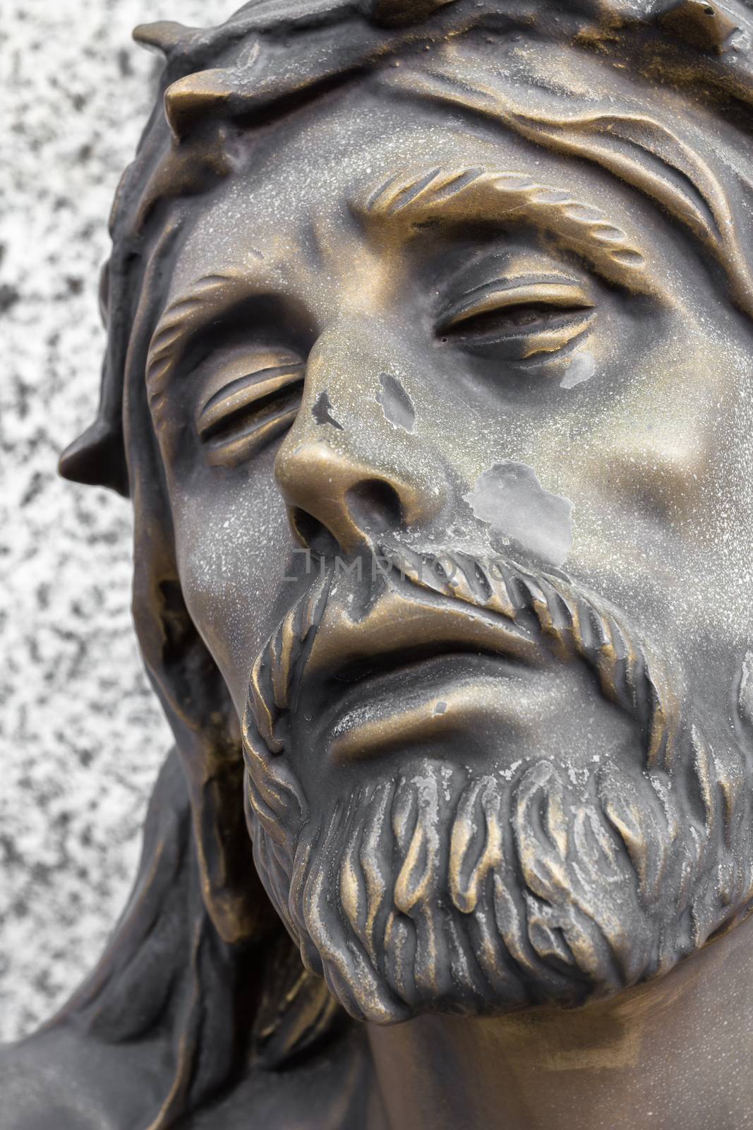 Bronze statue of the face of jesus by germanopoli