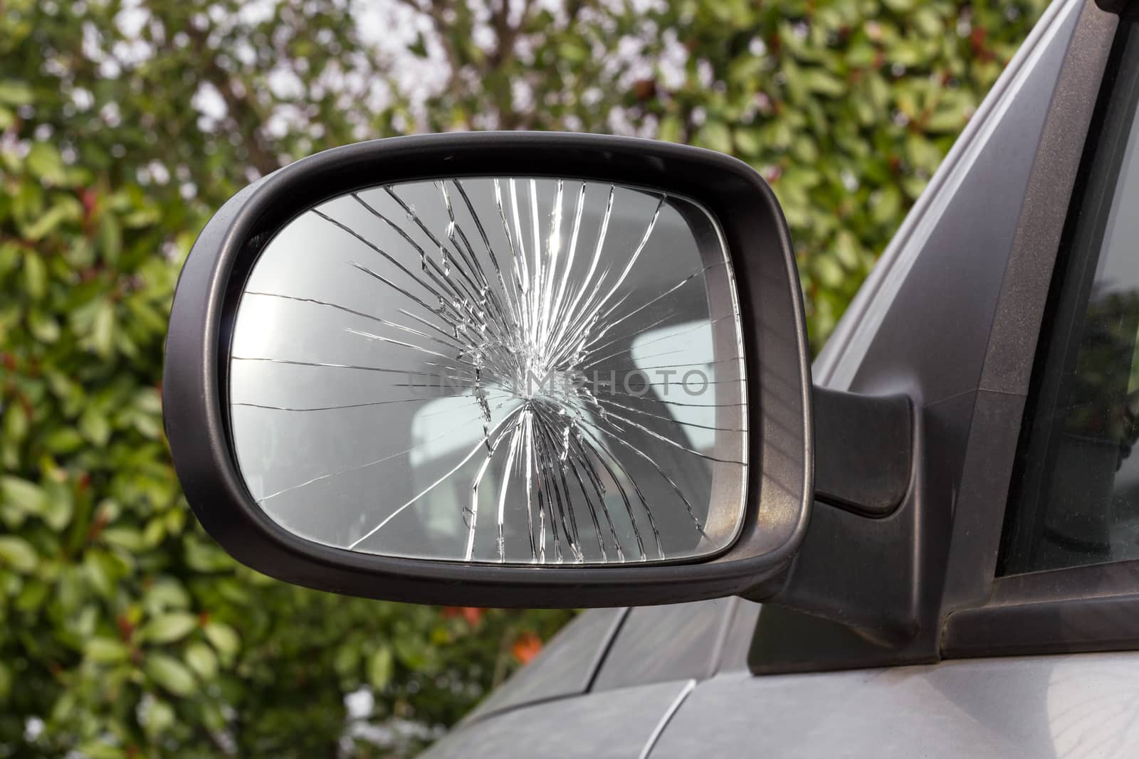 Damaged rearview mirror. by germanopoli