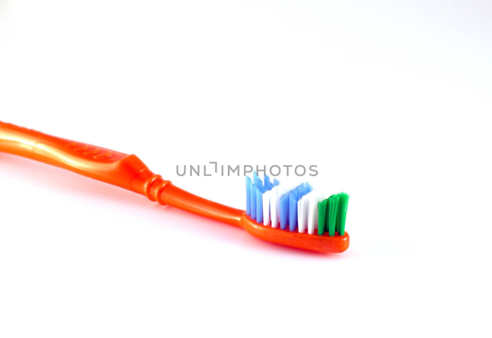 Orange toothbrush by sergpet