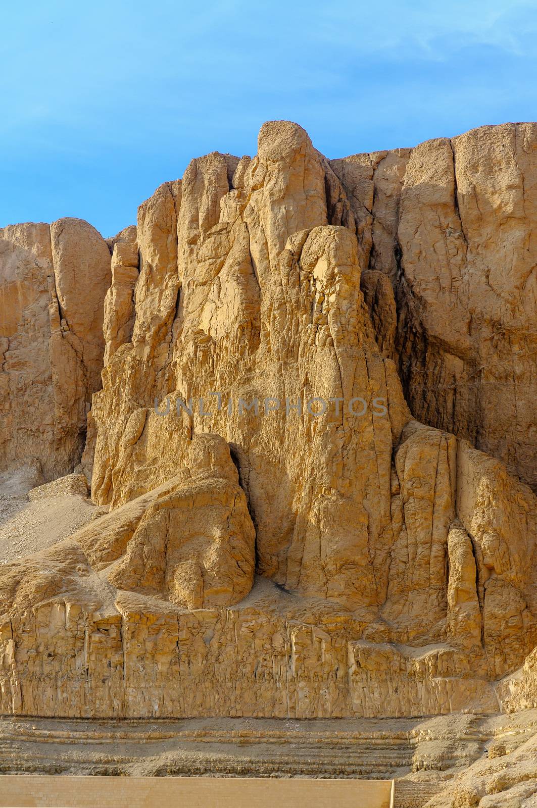 Valley of the Kings by MaxalTamor