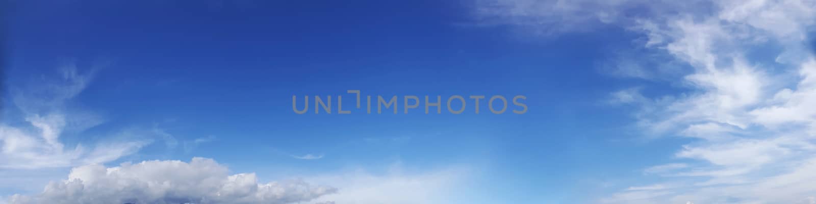 Panorama sky with cloud on a sunny day. Beautiful cirrus cloud.