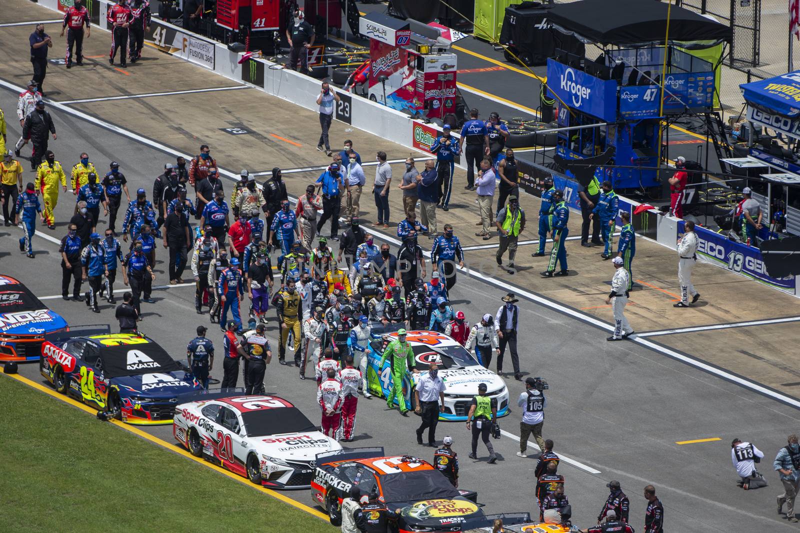 Darrell Wallace, Jr (43) gets pushed to the front of the field for the GEICO 500 at Talladega Superspeedway in Lincoln, Alabama.
