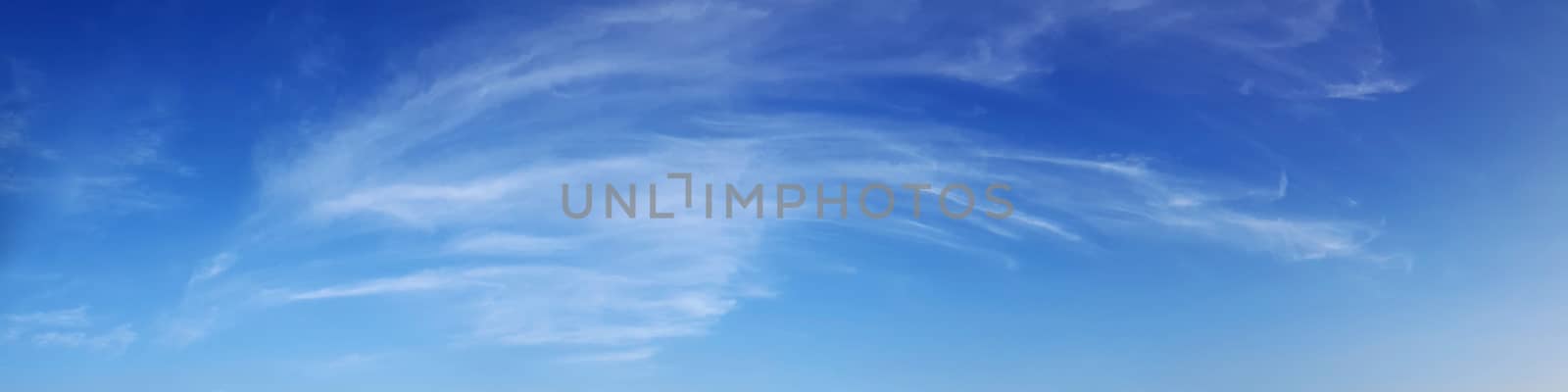 Panorama sky with cloud on a sunny day. Beautiful cirrus cloud.