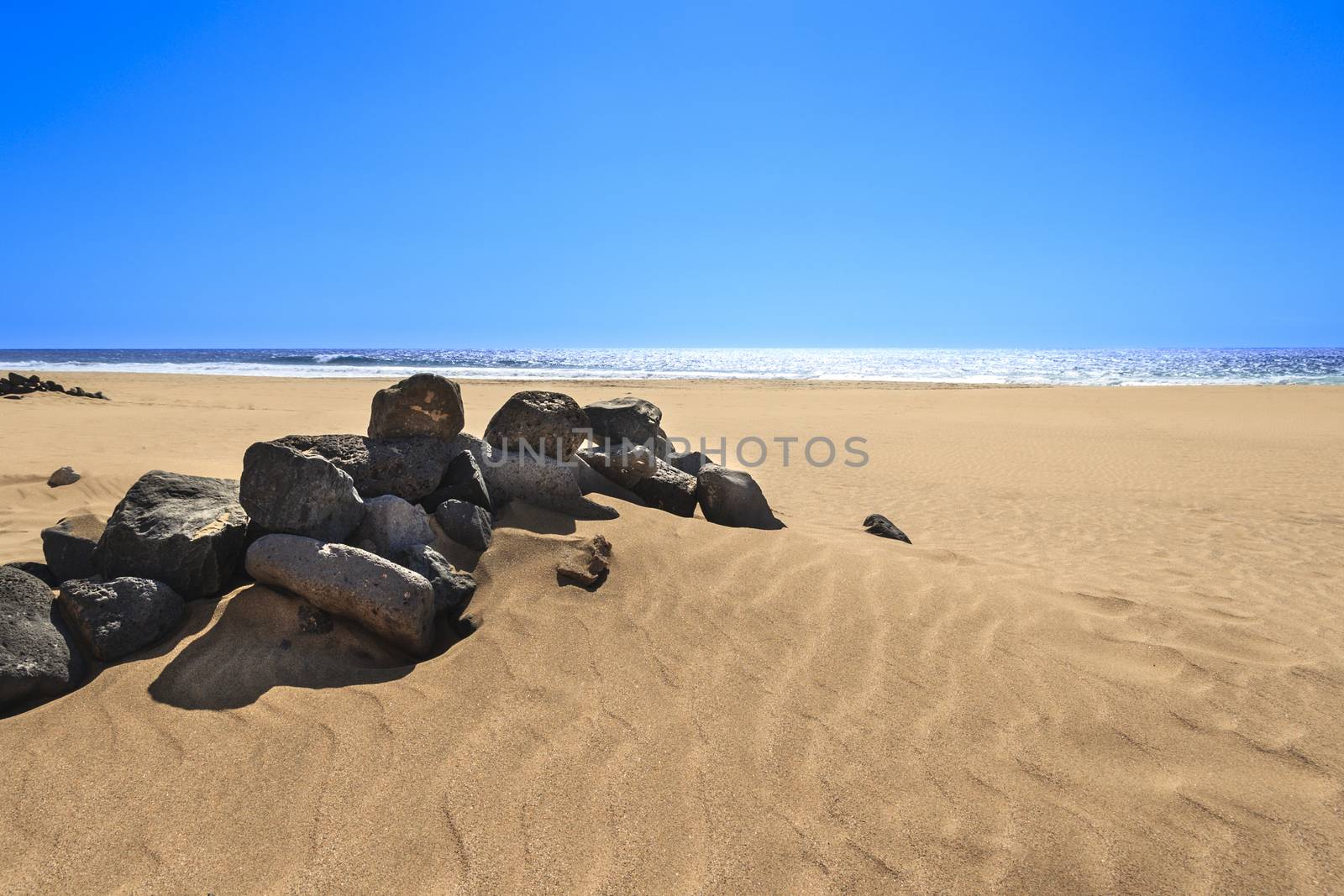 Beach in Fuerteventura island by tanaonte