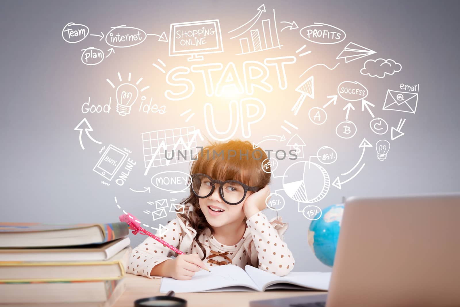 Easy start up business planner management concept : Portrait of a cute girl sitting on office desk with smiley face thinking with a business idea sketch depicted over head.