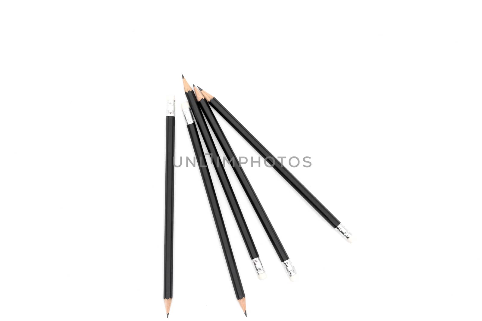 5 black pencils with the tip of the alternating head, all placed on a white background