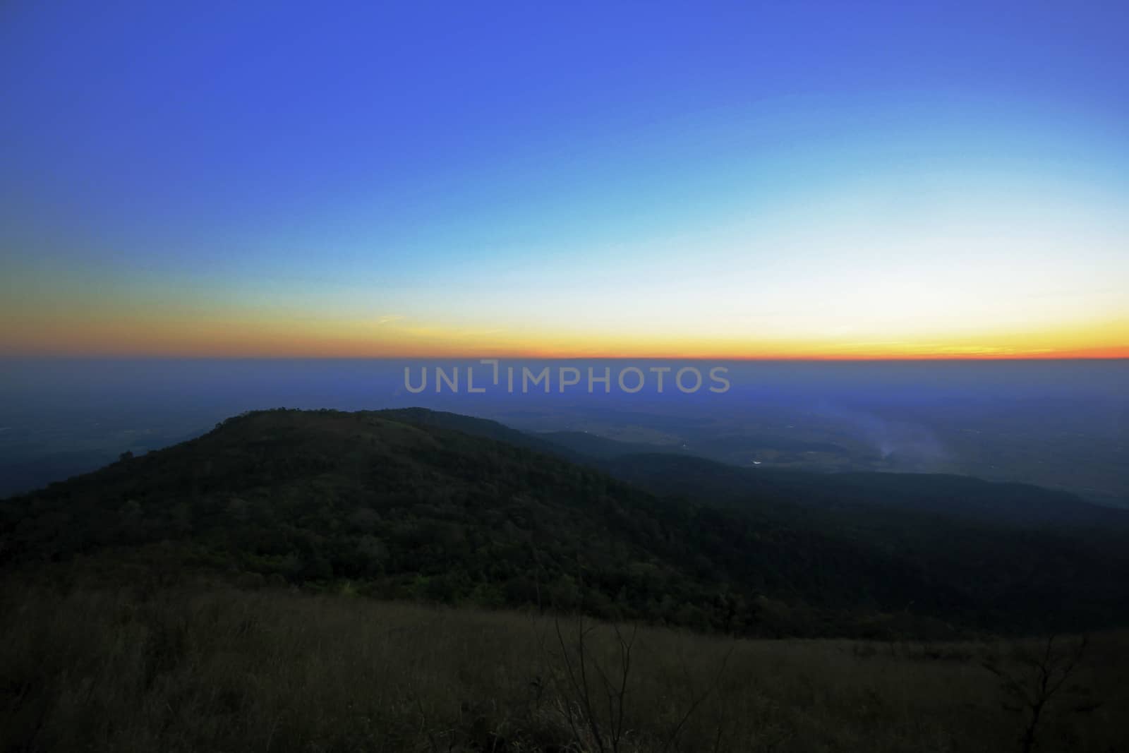 Mountain sky, sunset, evening