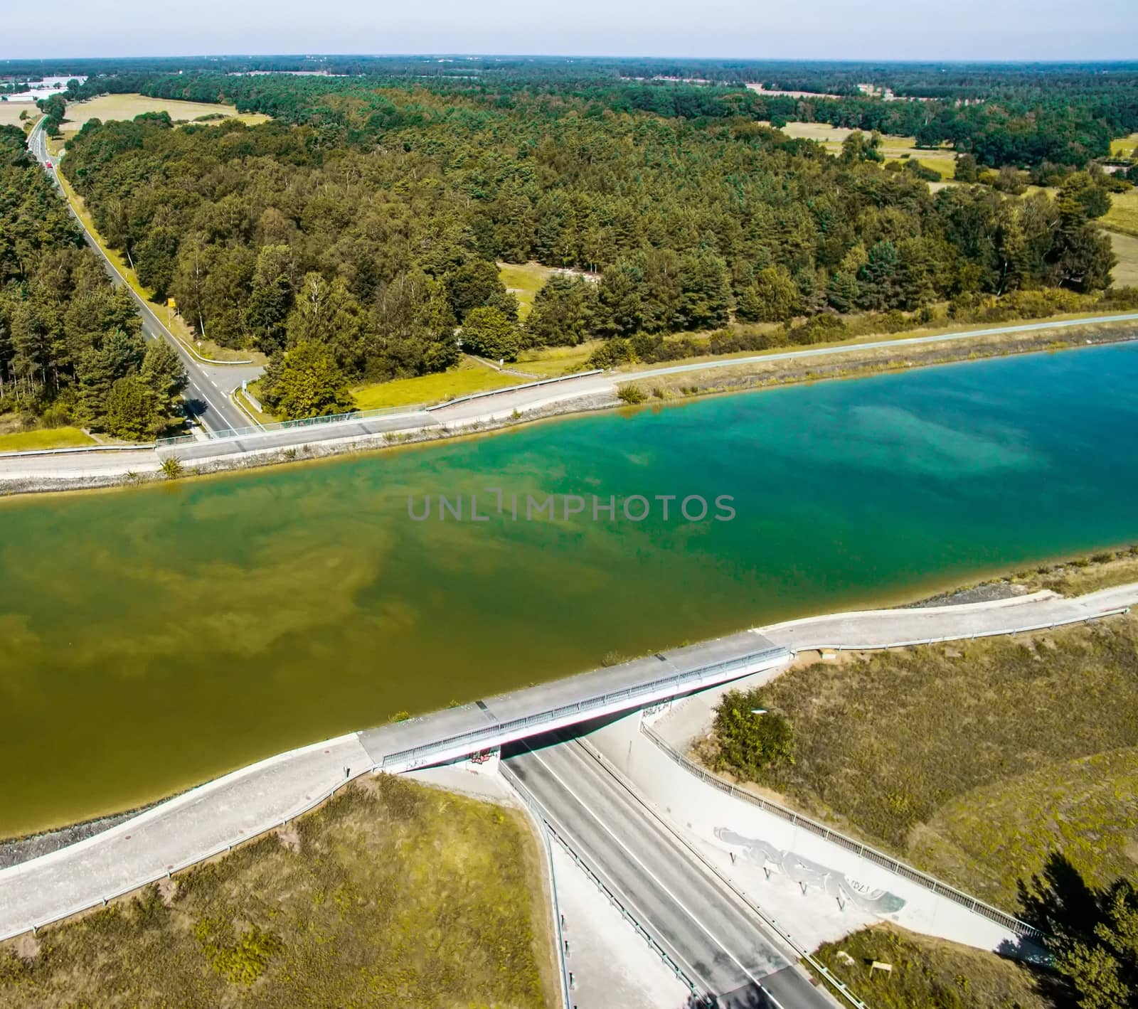 Aerial photograph, road under a canal near Gifhorn, Germany, drone flight at about 60 meters above ground level.