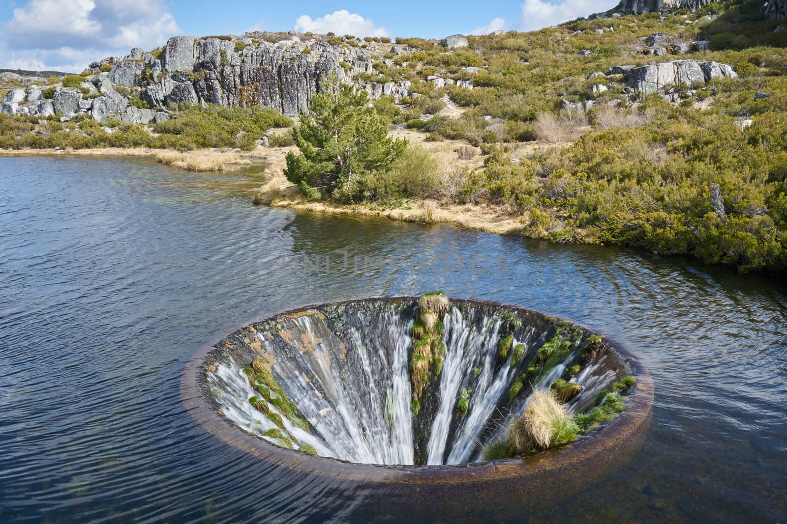 Landscape in lake Covao dos Conchos lagoon in Serra da Estrela, Portugal by Luispinaphotography