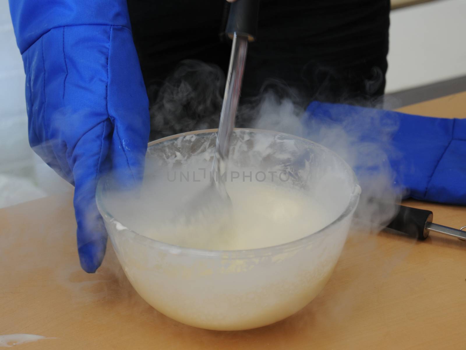 Making Ice cream using Liquid Nitrogen