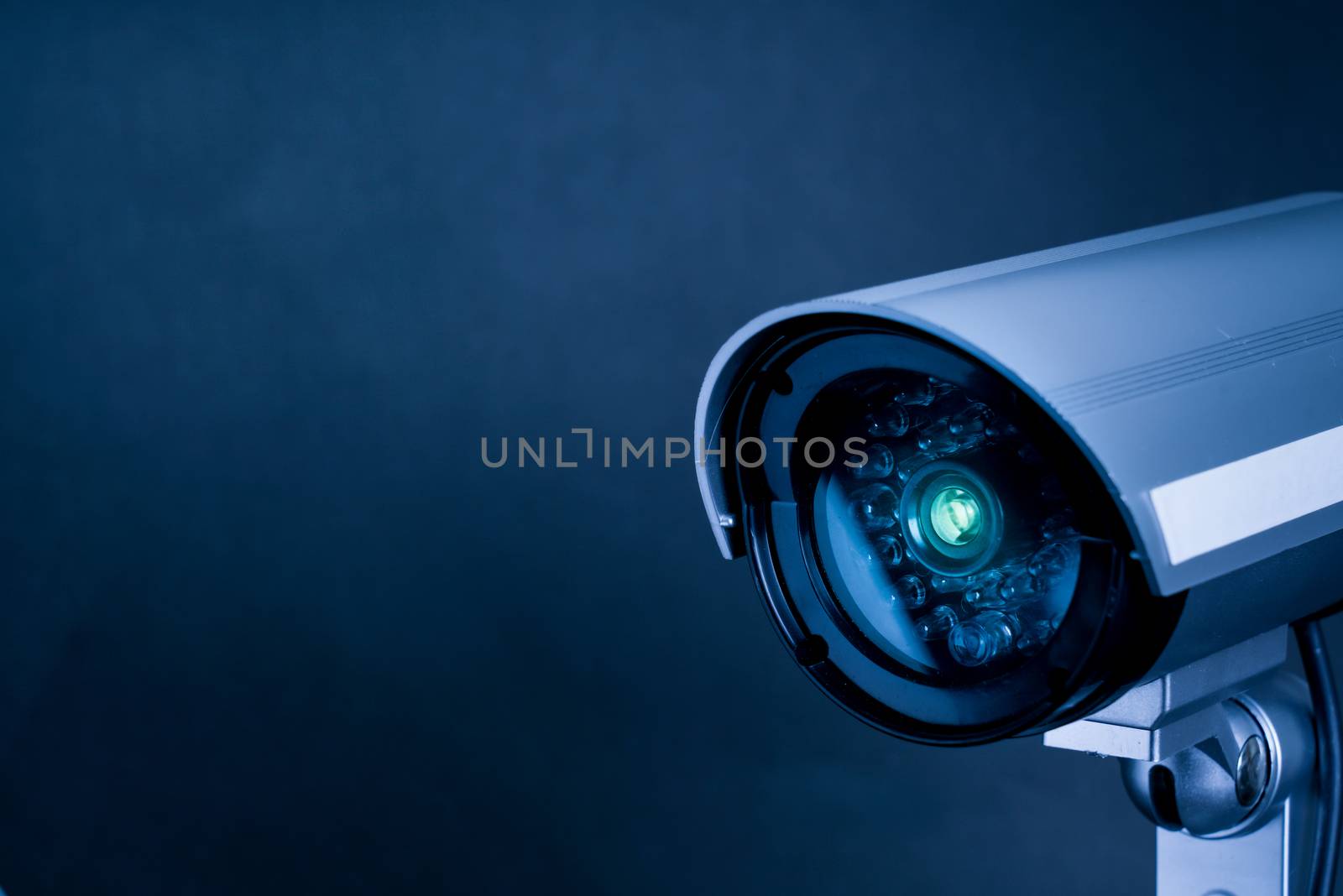 CCTV security online camera  by Alicephoto