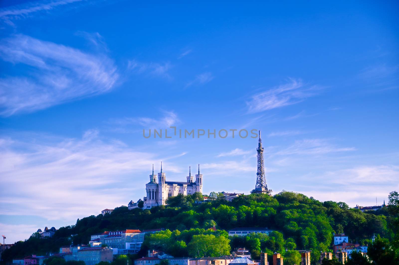 Notre Dame in Lyon, France by jbyard22