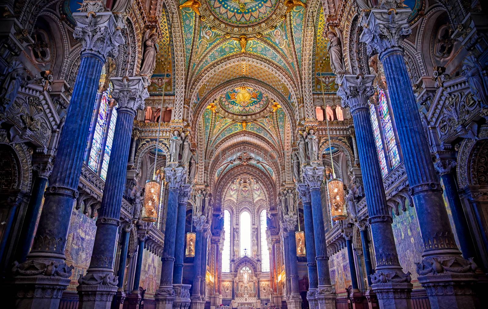 Notre Dame in Lyon, France by jbyard22