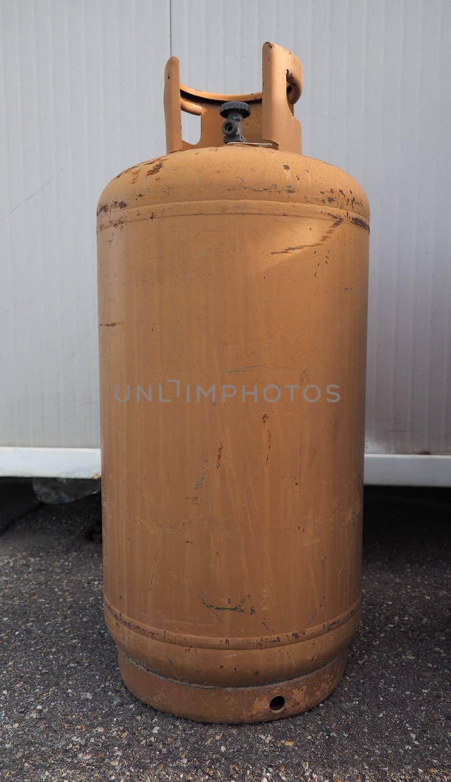 gas cylinder tank for residential heating fuel