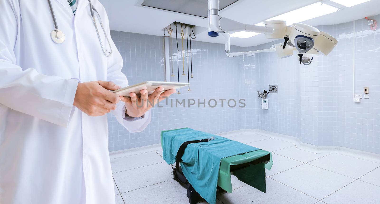 Medical team the doctor in the Surgery Operating room in hospital