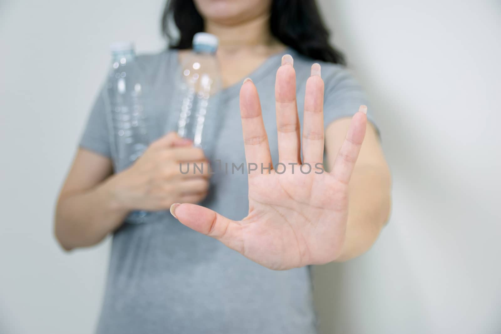 Hand stop using plastic for the environment