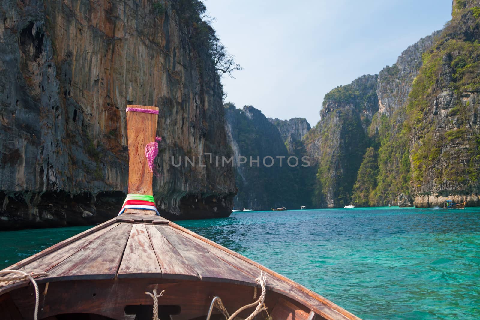 Traditional longtail boat in the famous Maya bay of Phi-phi Leh island, Thailand
