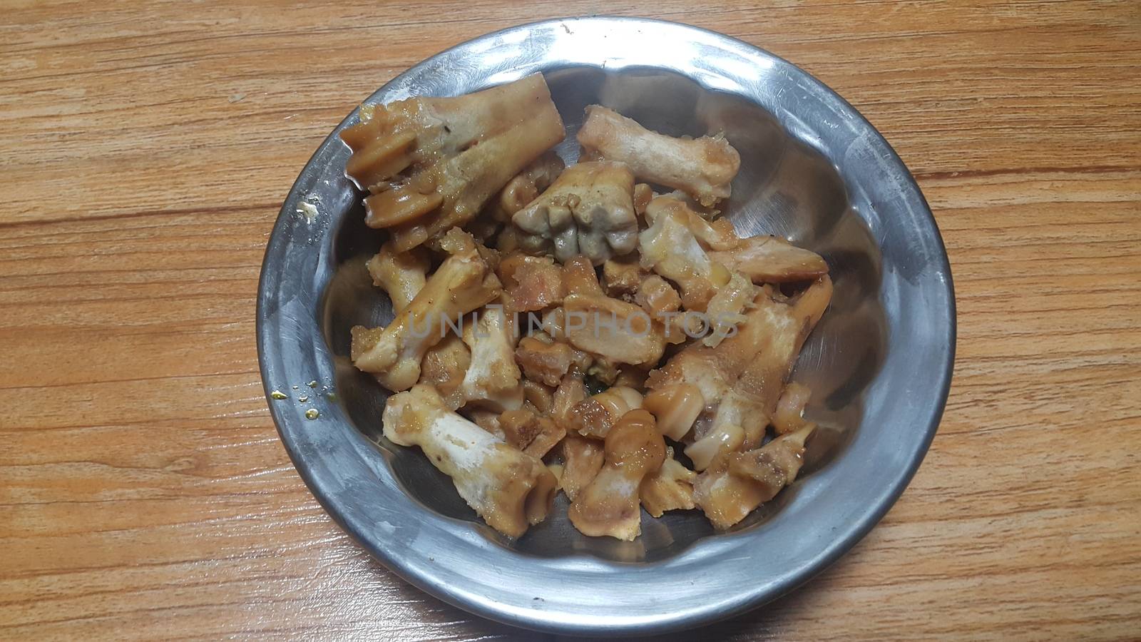 Bones left from siri paaye or paya dish. This dish is popular in Pakistan and Bangladesh