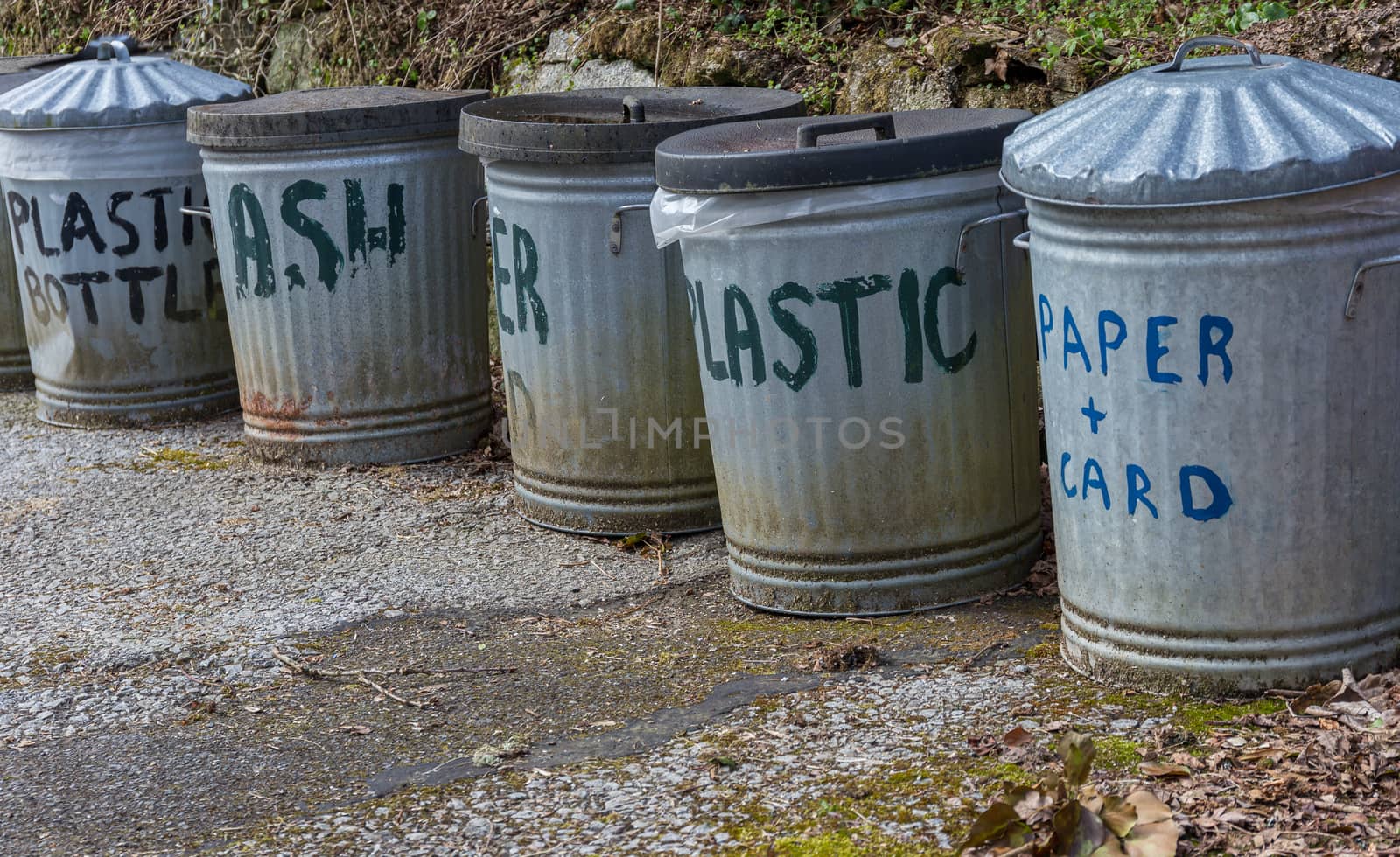 Metal outdoor recycling bins