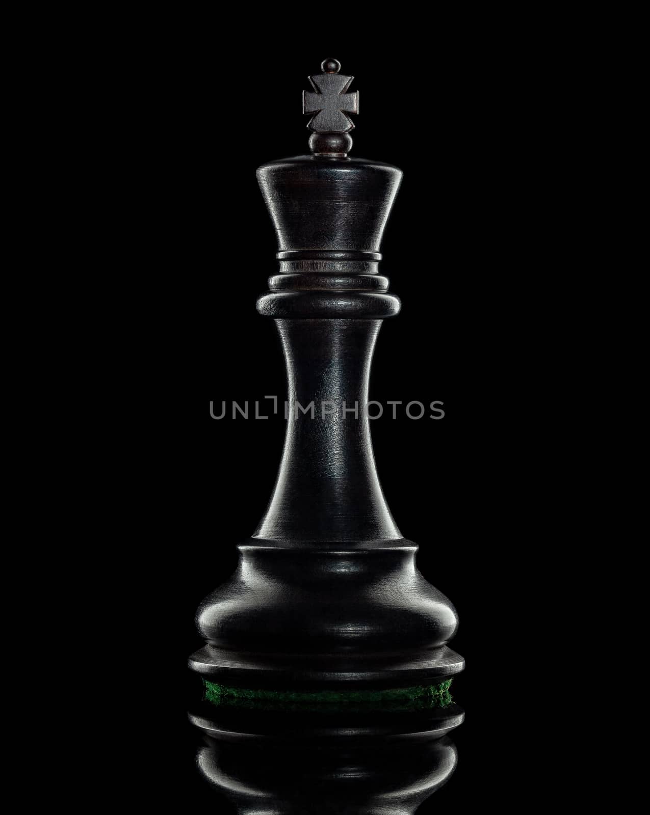 Black and White King of chess setup on dark background . Leader  by kerdkanno