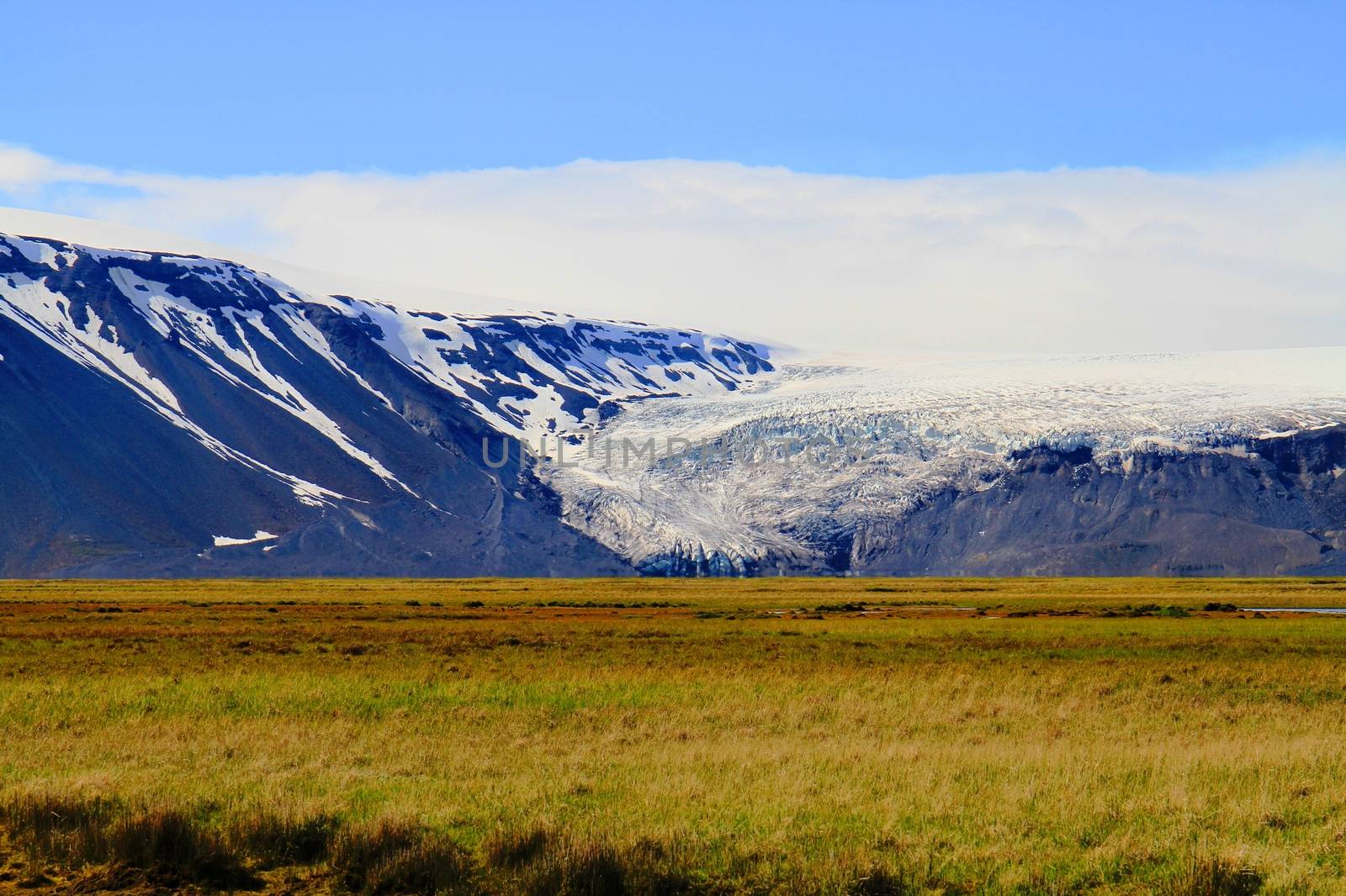 wildreness near Hvitarnes hut, Iceland highlands