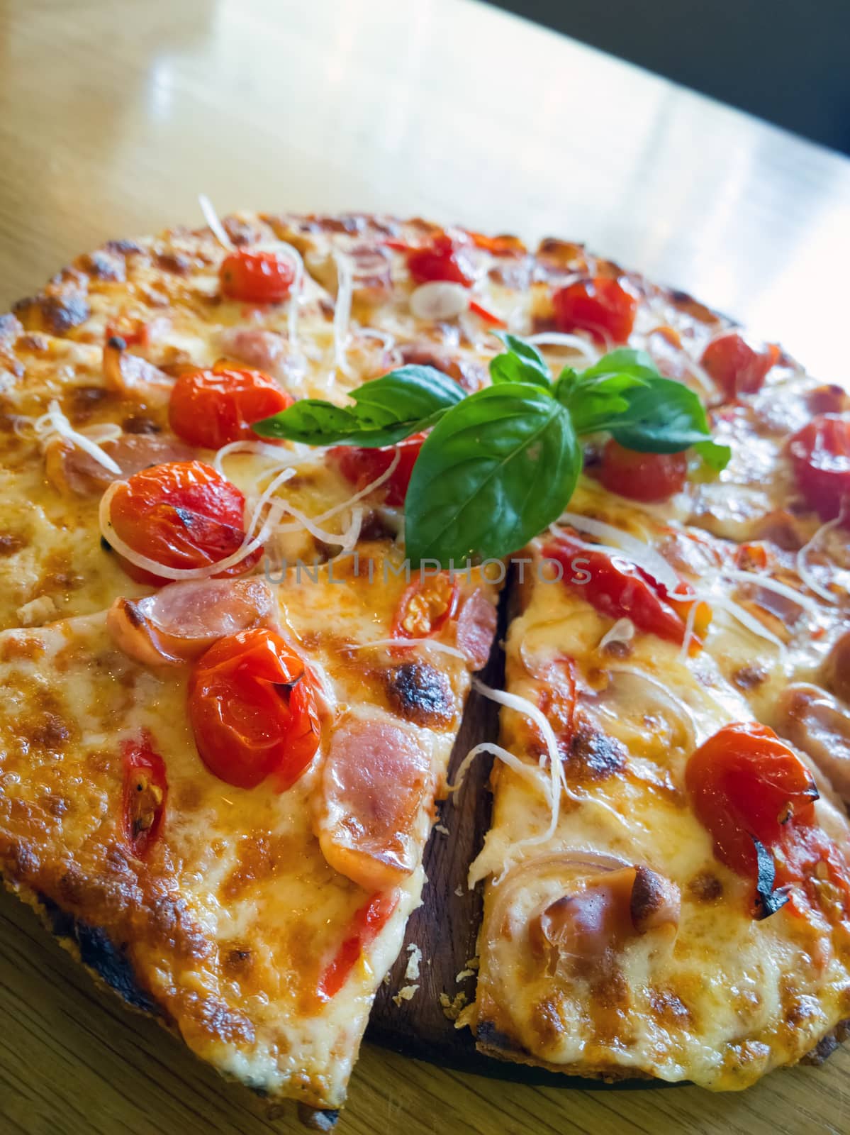 Pizza with ham, pepper and tomato by everythingpossible