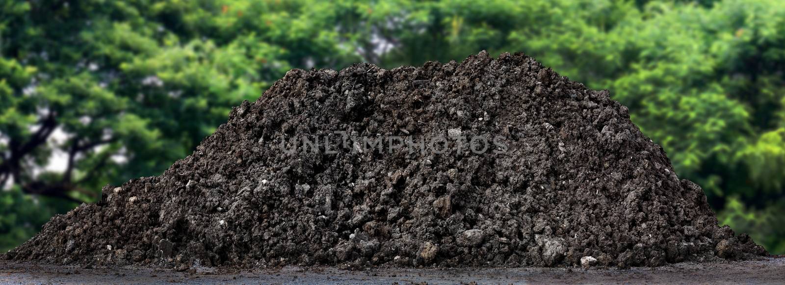 pile dirt, dirt hill in construction space, heap black dirt for planting, dirt clay mountain big, mound soil