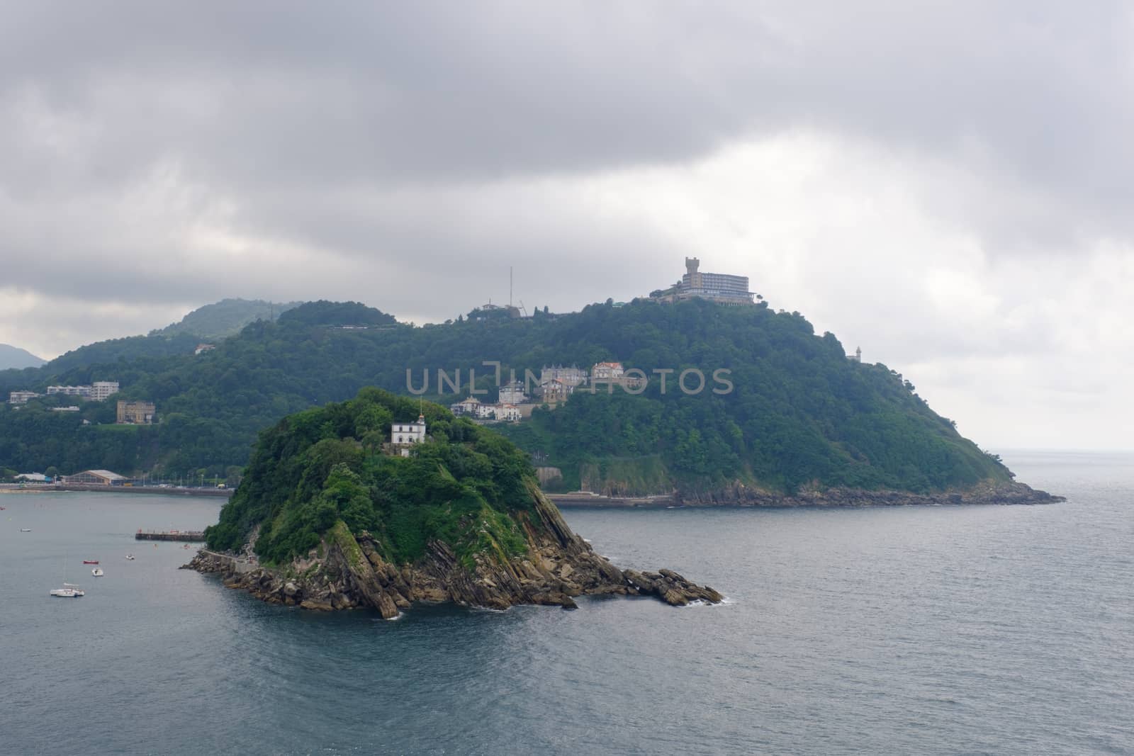 San Sebastien, Basque country, Spain by Tcalle