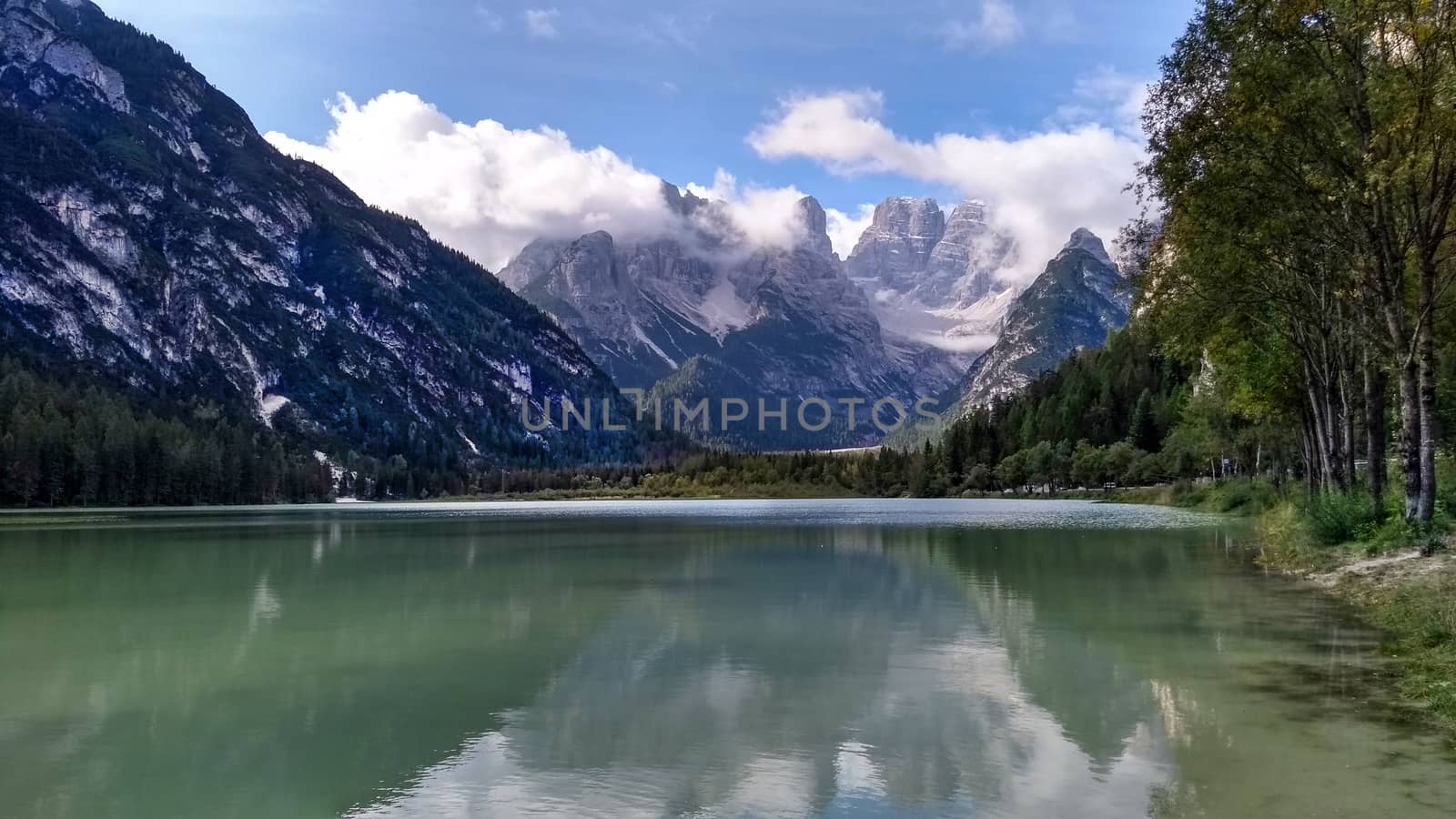 The perfect mountain scenery: the Landro lake in Tyrol with the view in the background of the three Cime di Lavaredo