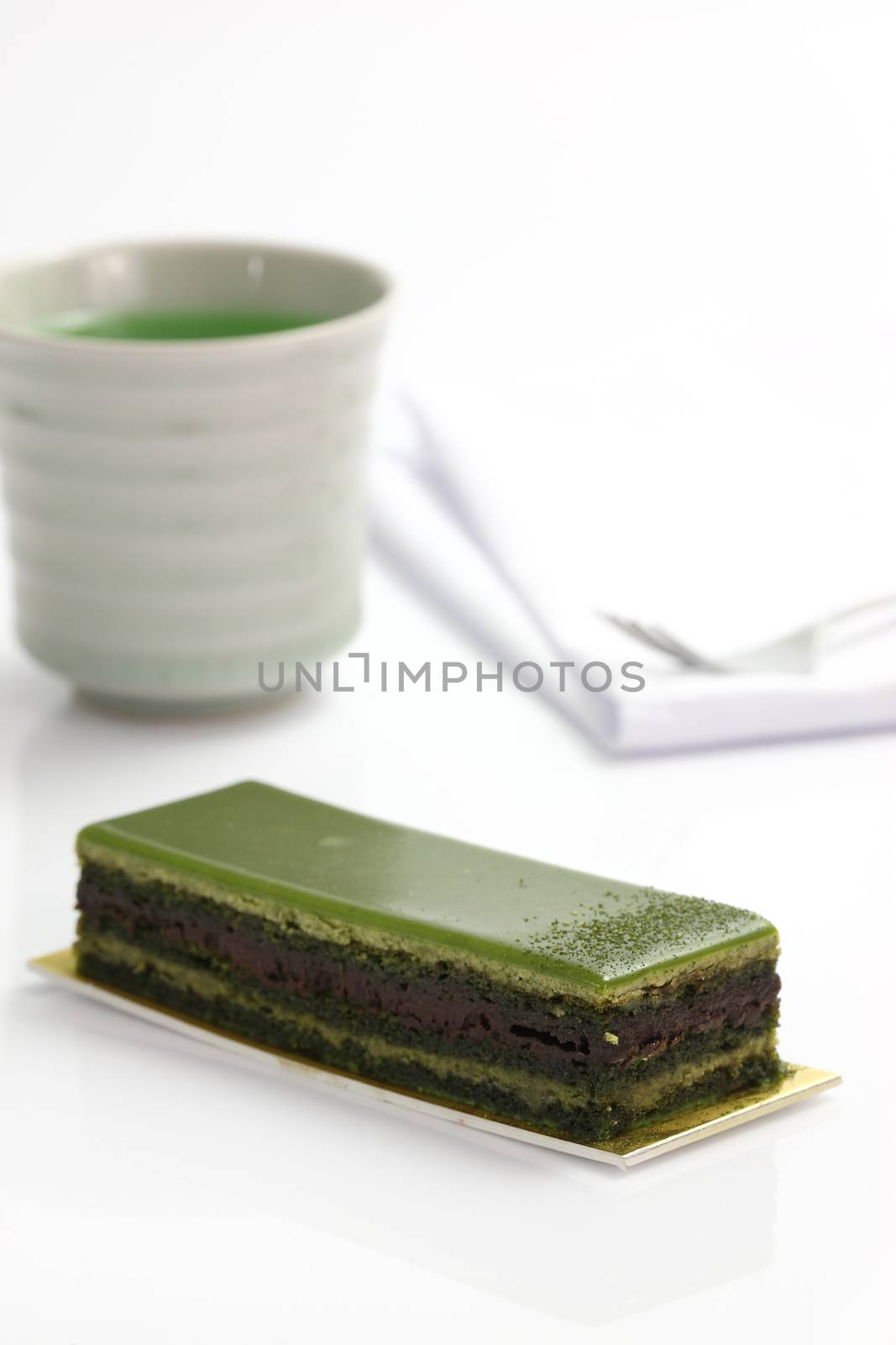 green tea cake by piyato