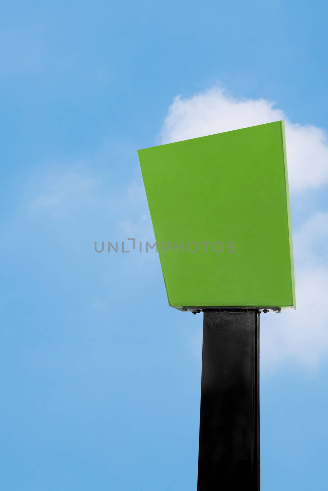 empty Label - Sign on blue sky background. by nnudoo