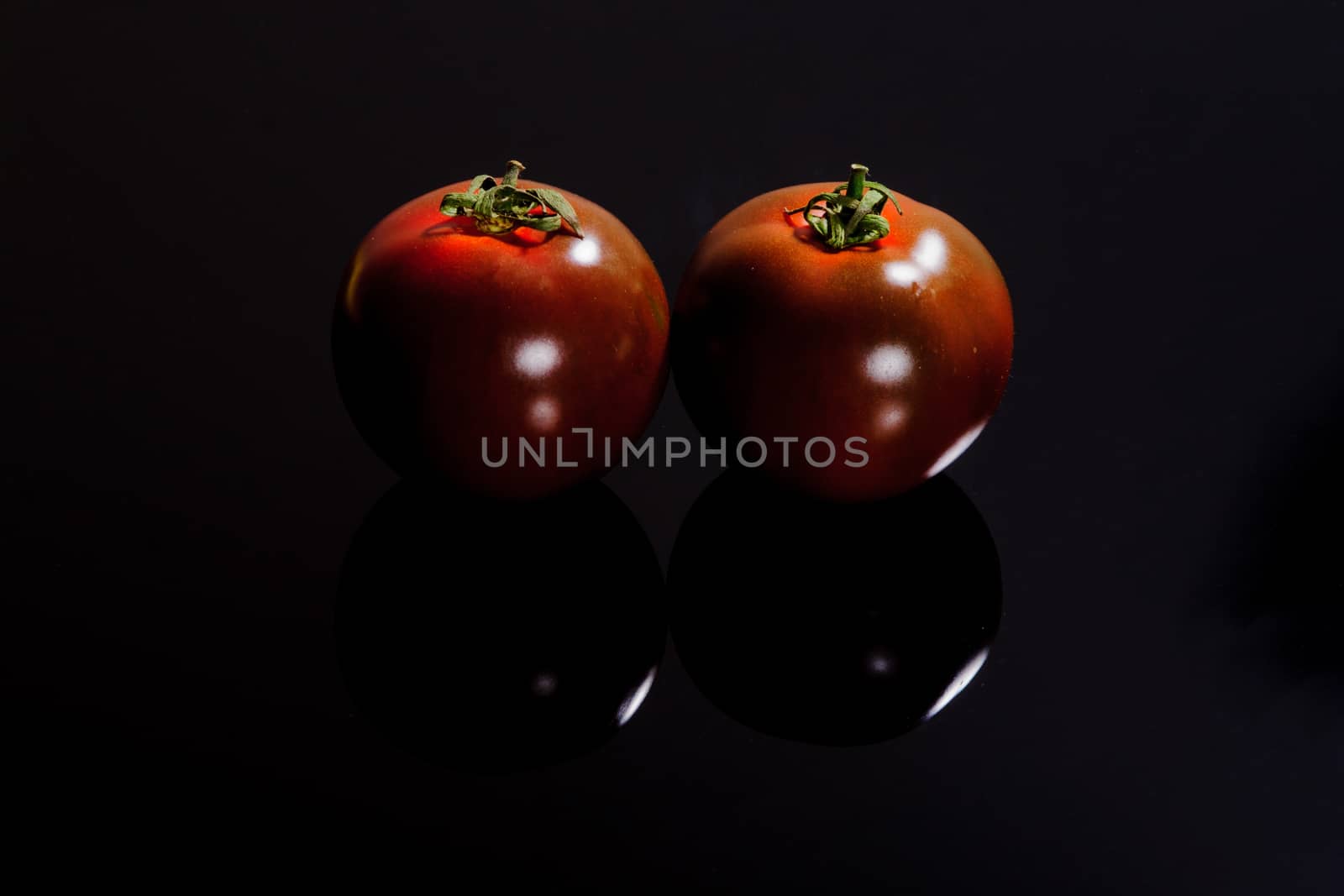 Tomato by RnDmS