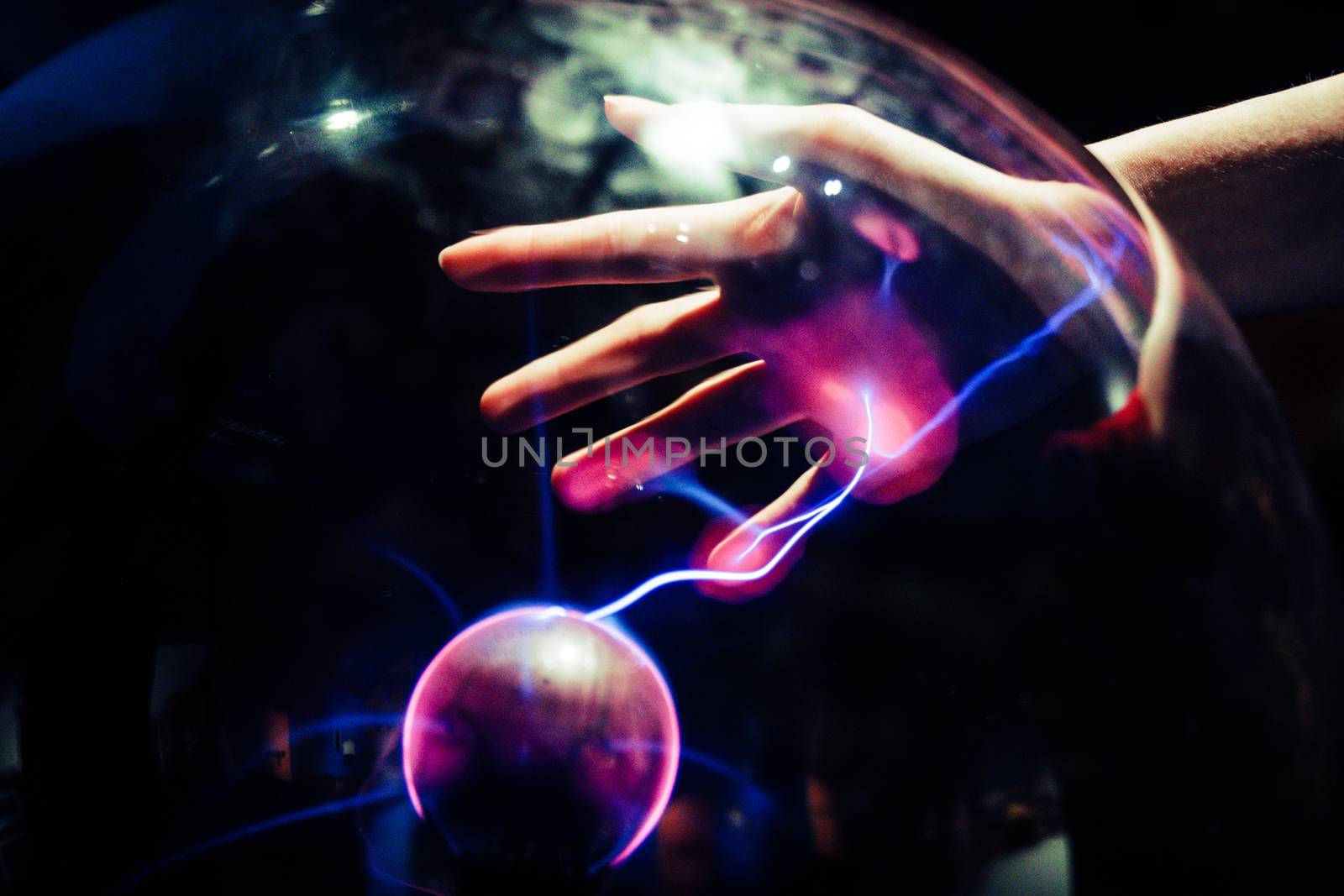 A plasma ball by somesense