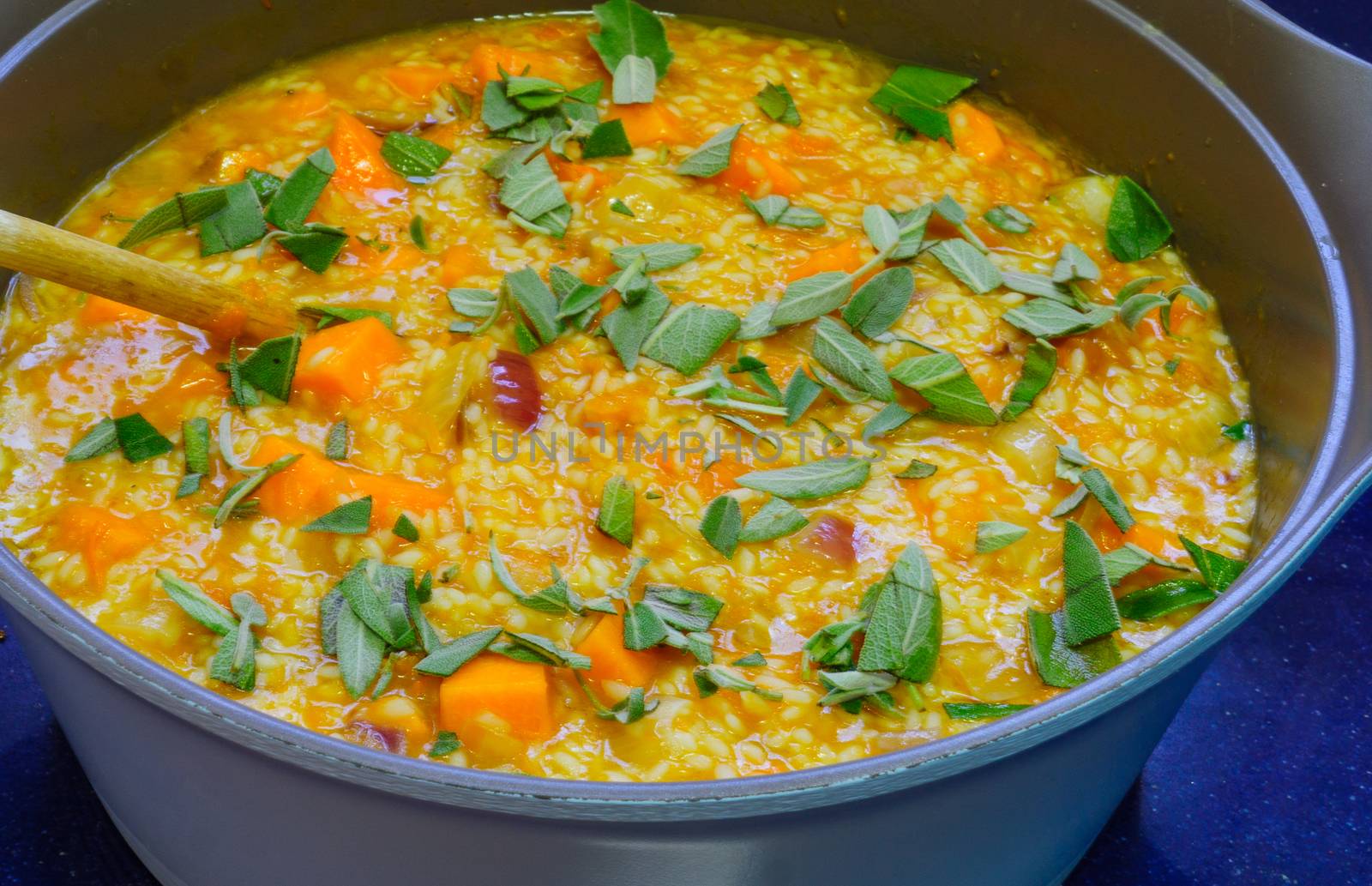 Risotto with pumpkin and sage by RnDmS