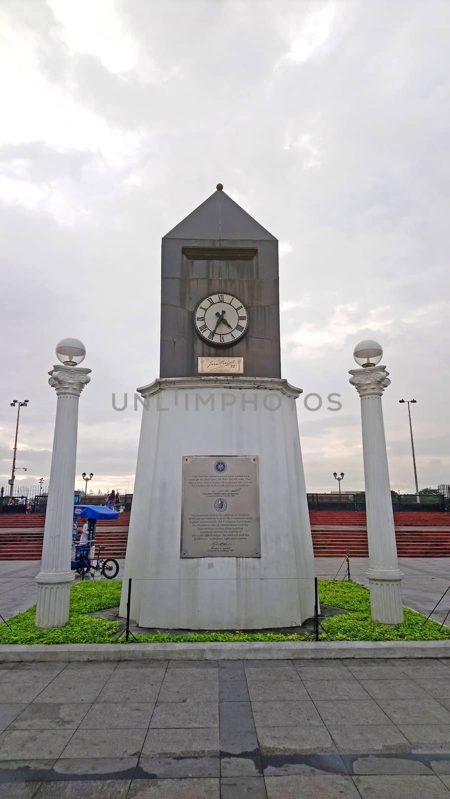 Memorial clock in Manila, Philippines by imwaltersy