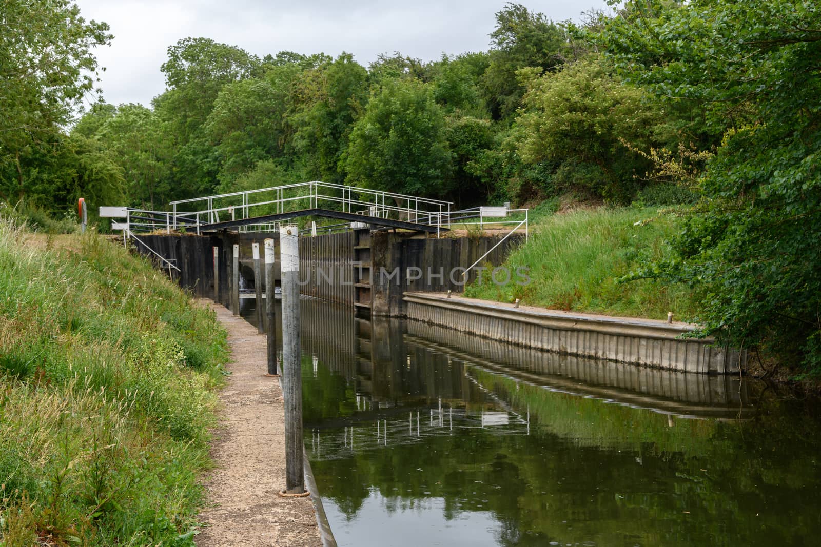 Canal lock in England by andyperiam