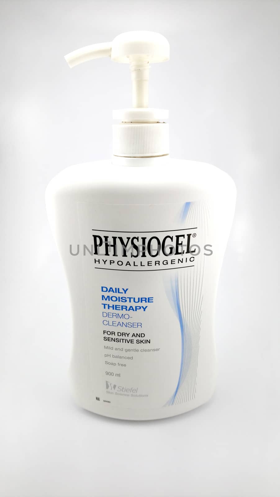 Physiogel hypoallergenic cleanser in Manila, Philippines by imwaltersy