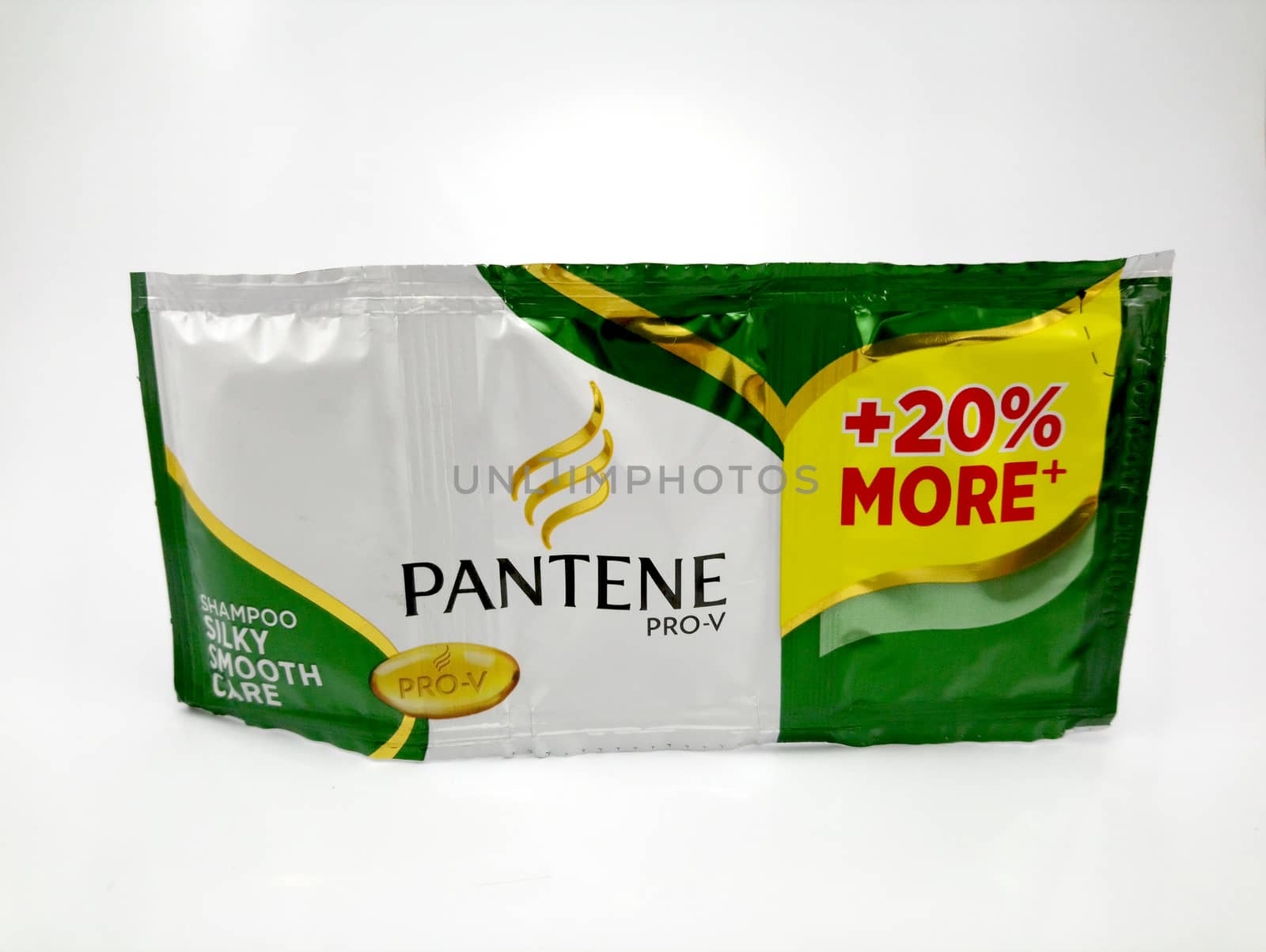 Pantene pro v shampoo sachet in Manila, Philippines by imwaltersy