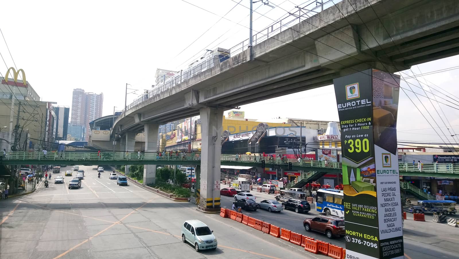 Epifanio de los Santos Avenue in Quezon City, Philippines by imwaltersy