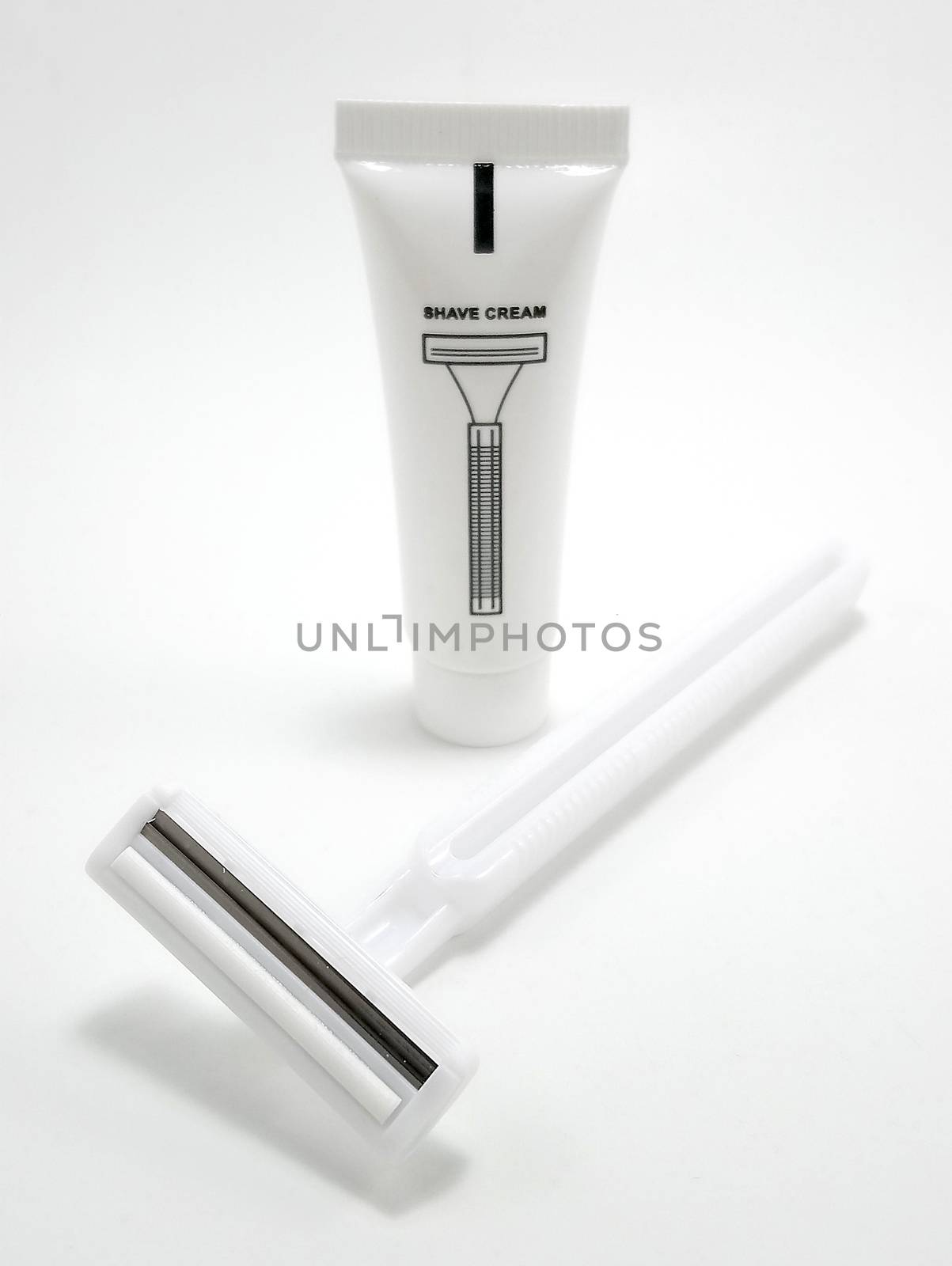 Disposable plastic body manual shaver and shaving cream by imwaltersy