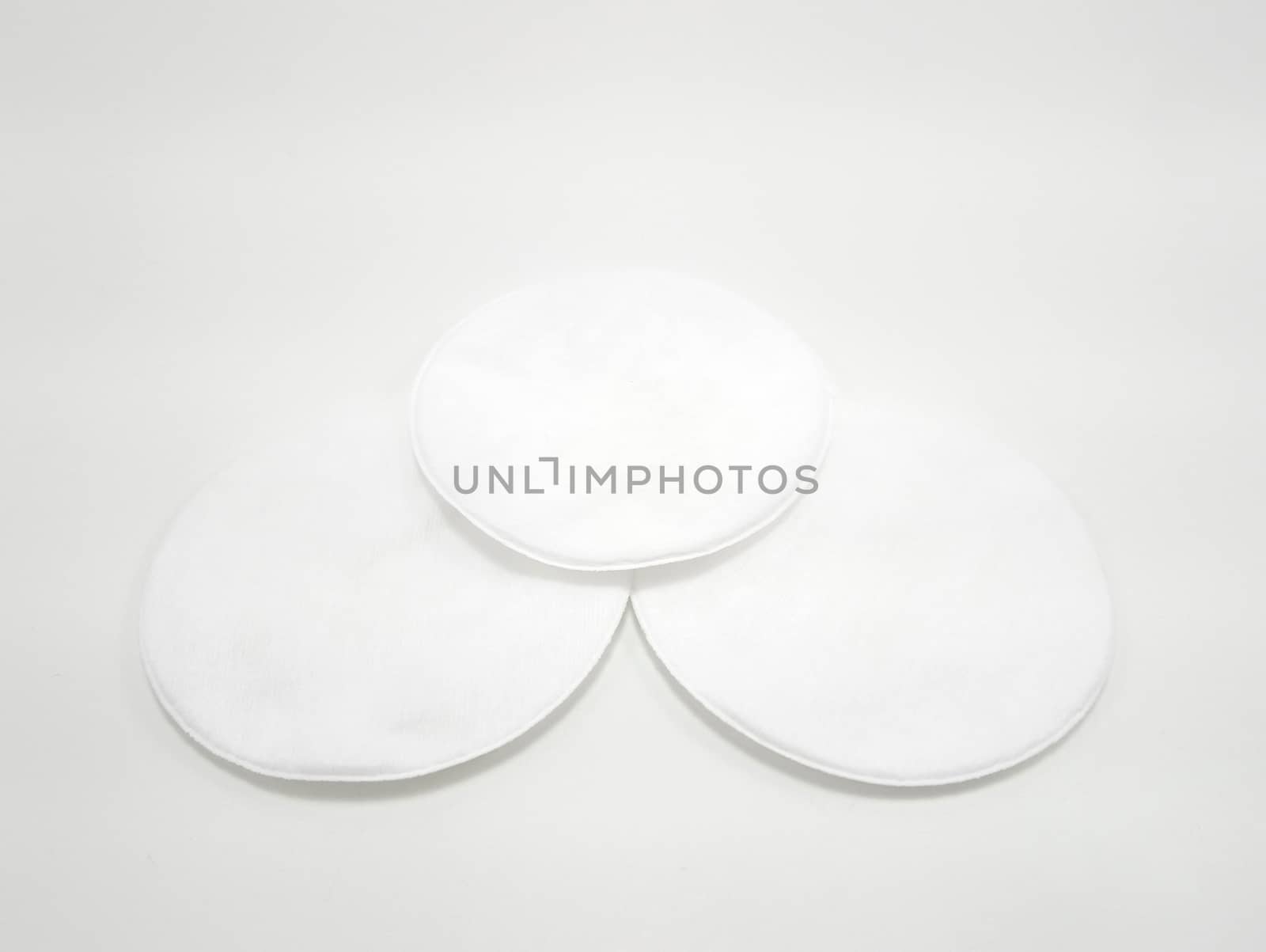 White circle facial foam pads  by imwaltersy