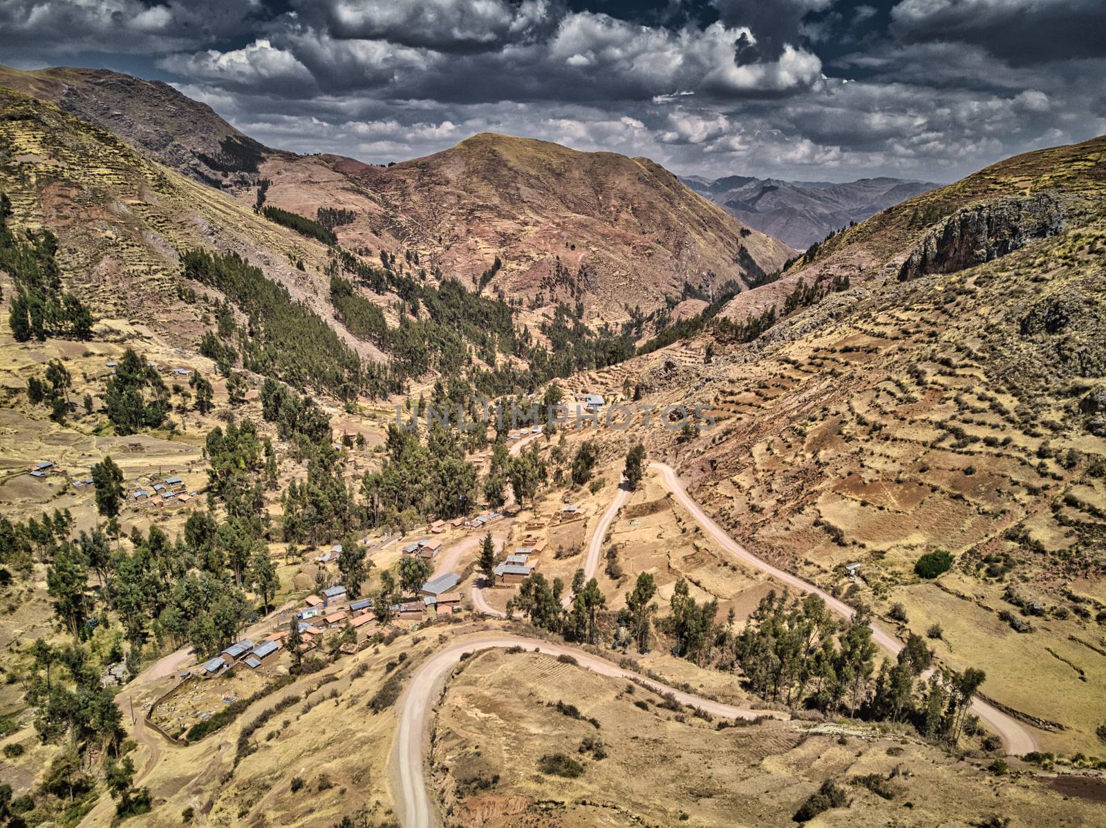 Mountain village in Peru by mevert